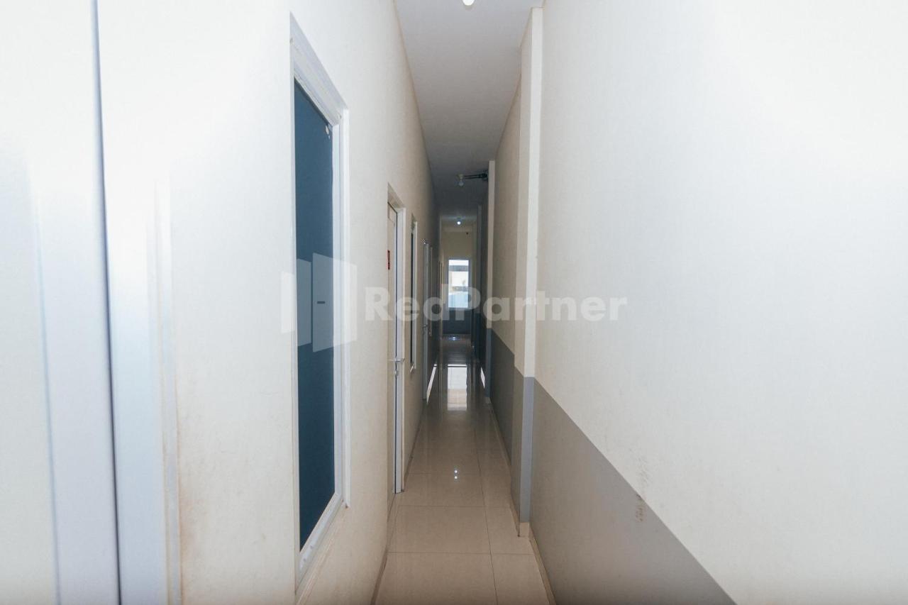 Oyo 94494 Krekot Residence Pasar Baru Coo Property Джакарта Экстерьер фото